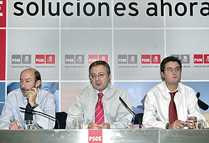 Óscar López recibe un apoyo mayoritario y gana peso el adelanto del congreso regional